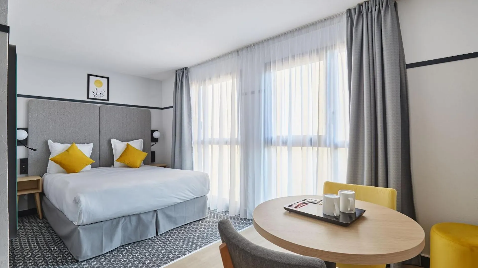 אקס-אן-פרובאנס Appart Hotel Odalys City Aix En Provence Les Floridianes 4*,  צרפת