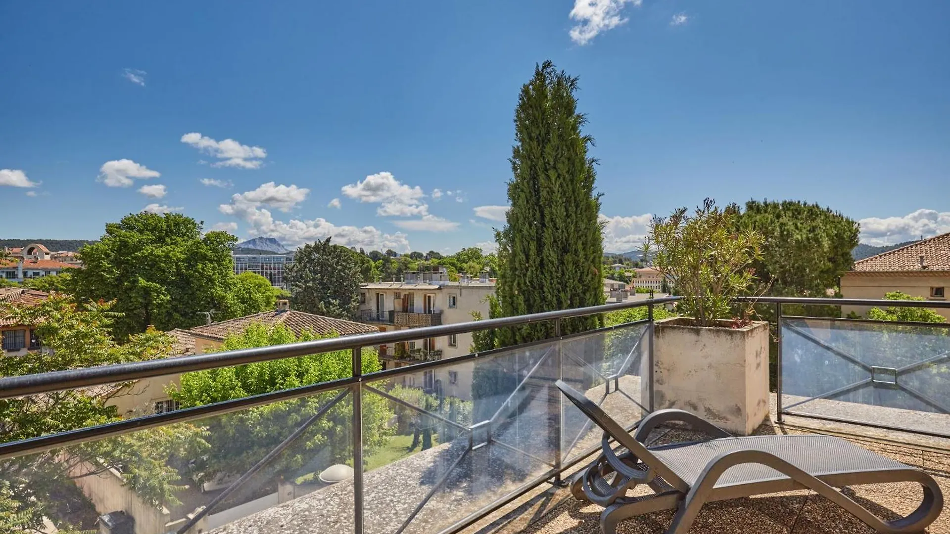 Appart Hotel Odalys City Aix En Provence Les Floridianes Aix-en-Provence